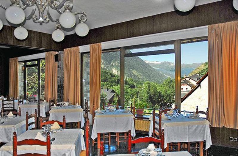 Hotel Garona Salardú Zewnętrze zdjęcie